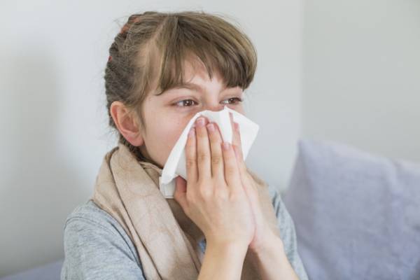 Identify and treat the factors that cause runny nose