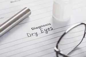 Causes of "dry eye" and the best ways to treat it