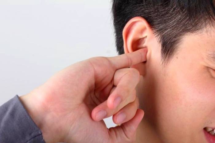 Learn about the causes and remedies for itchy ears