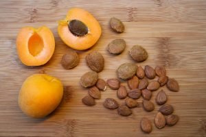 Properties of apricot and all the positive effects of this summer fruit