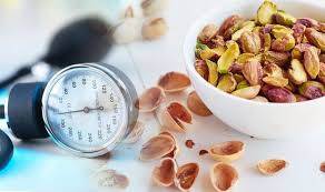 What are the side effects of consuming pistachios?