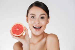 Properties of grapefruit for fitness and beauty