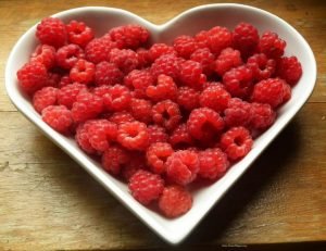 Learn about the 22 wonderful properties of raspberries