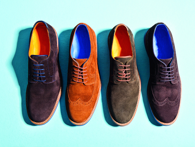The correct way to clean suede shoes stains