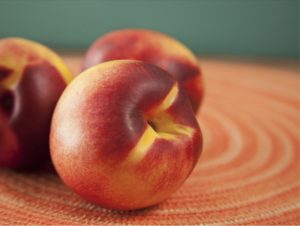 Benefits and therapeutic properties and beauty of nectarine