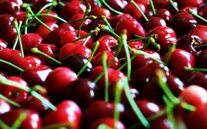 Properties of Cherry for body health and treatment of disease