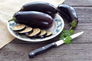 Properties and benefits of eggplant for health, beauty