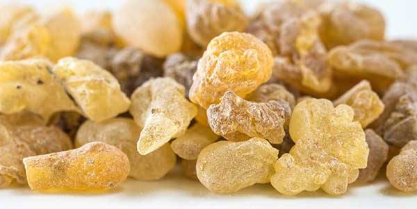 32 Incredible Benefits of Frankincense