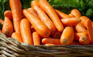 32 Features of Carrot Juice for Skin, Hair, and Health