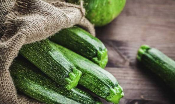 Benefits of zucchini for health and treatment of diseases