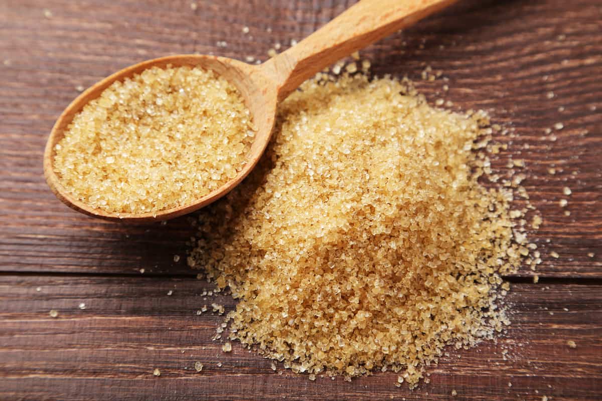 Properties and benefits of brown sugar for beauty and healing