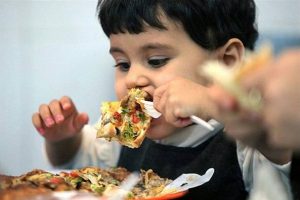 Investigating the causes of overeating in children and its solution