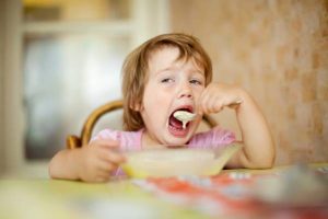 Ways to solve the problem of children not eating breakfast