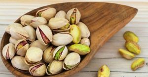 Benefits and properties of pistachios for hair and health