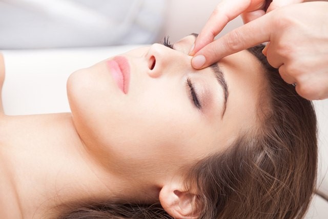 Massage training to strengthen eyebrows