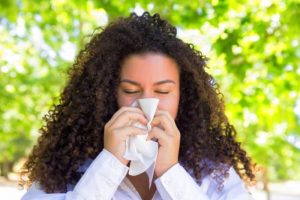 How to Stop a Runny Nose at Home