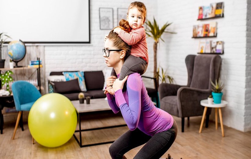Hier sind 14 Fitness Tipps für vielbeschäftigte Mütter