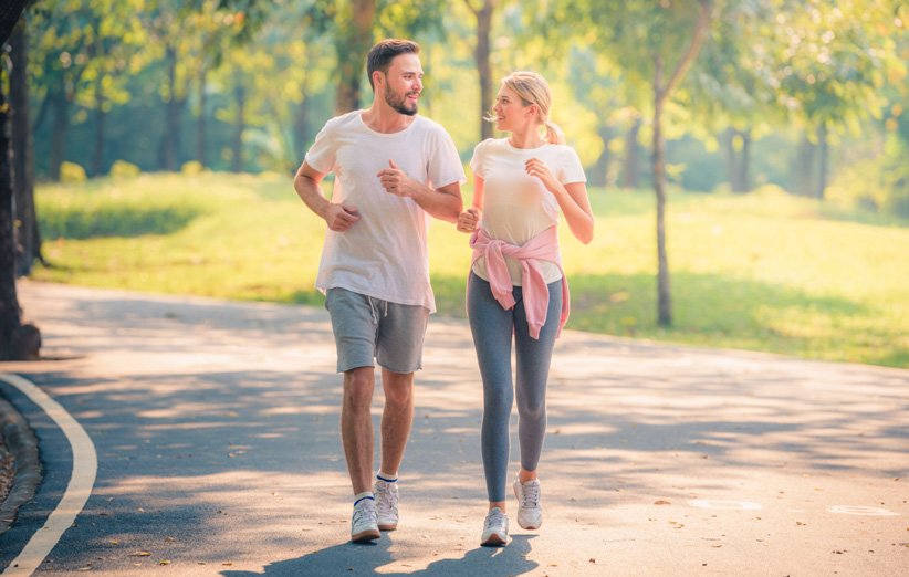 ¿Realmente necesitas caminar 10,000 pasos al día?