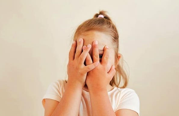Shy children's problem and the best solutions