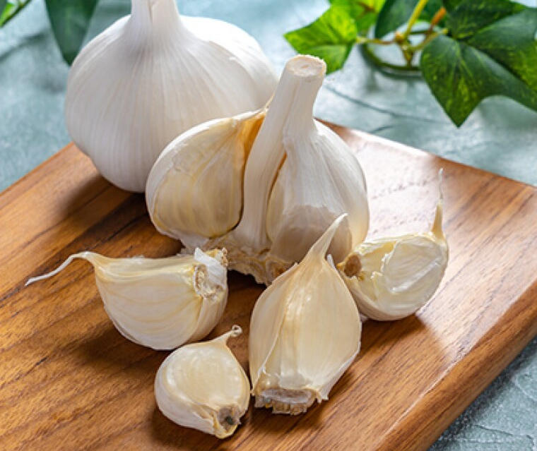 From Freezing to Pickling: Fresh Garlic All Year Long