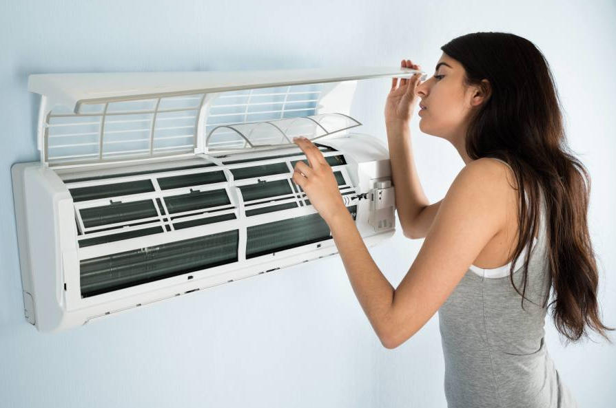 Methods of cleaning air conditioning filters + video