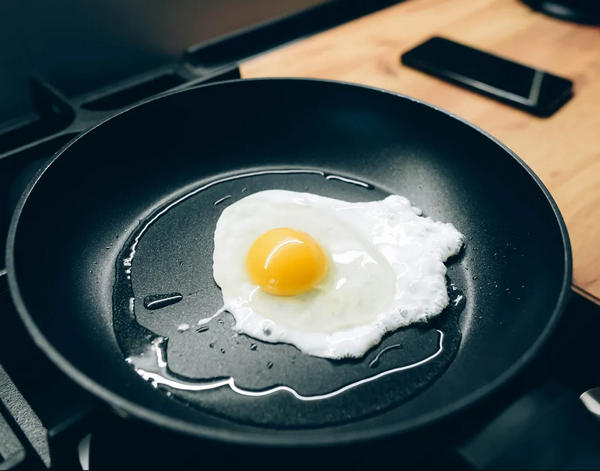 Ways to maintain and care for Teflon cookware