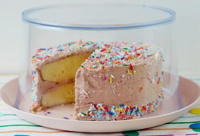 How to Keep Homemade Cakes Fresh + video
