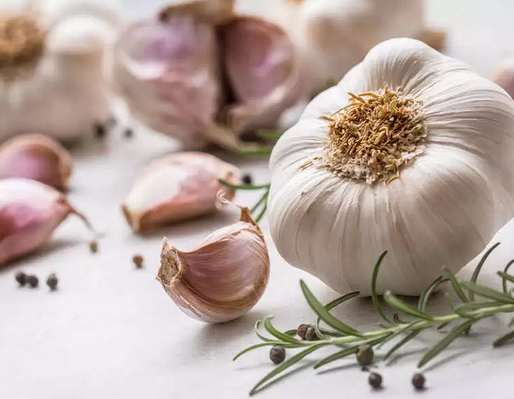 How to use garlic for inflammation