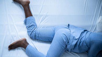 What causes restless leg syndrome to flare up