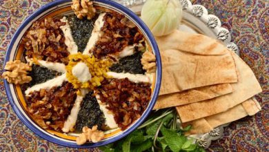 How to Prepare Kashke Bademjan: A Classic Persian Delight