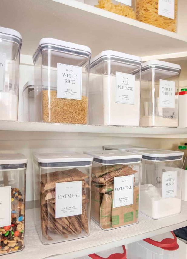 How to organize a small pantry 3